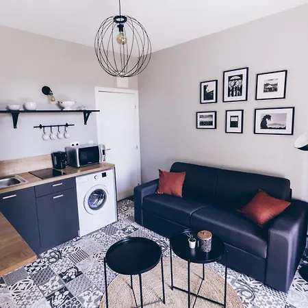 Sejourpoitiers ★ Studio ★ 300m De La Gare Et Acces Direct Au Coeur Historique 아파트